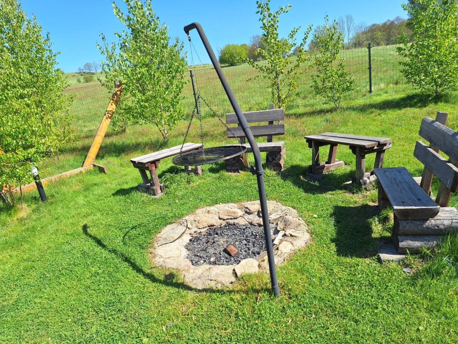 Domek W Gorach Izerskich 4 I 6 Osobowy, Agroturystyka, Zywe Zwierzeta, W Pelni Wyposazone, Plac Zabaw Dla Dzieci, Ognisko Z Kijkami I Rusztem, Ogrzewanie I Klimatyzacja, Latem Basen Mirsk Extérieur photo