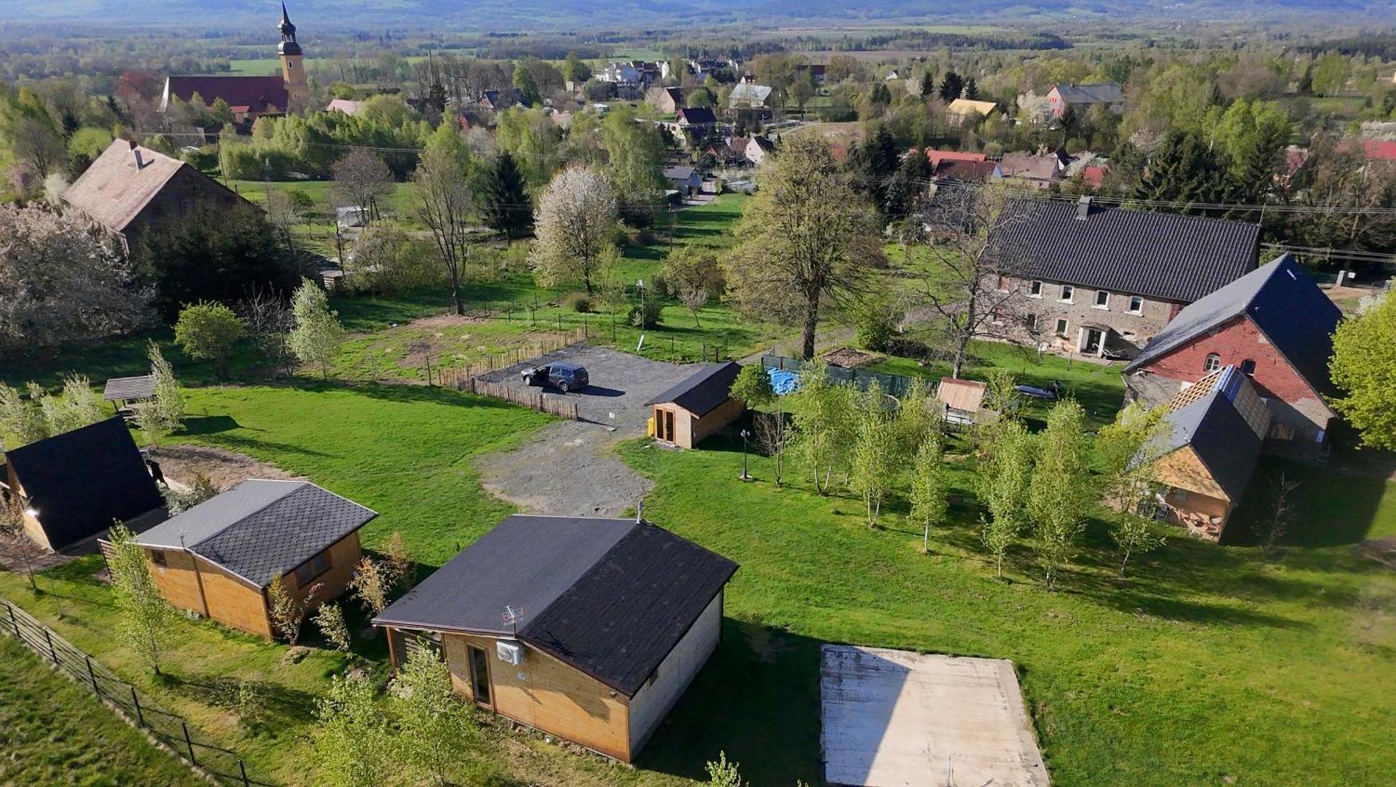 Domek W Gorach Izerskich 4 I 6 Osobowy, Agroturystyka, Zywe Zwierzeta, W Pelni Wyposazone, Plac Zabaw Dla Dzieci, Ognisko Z Kijkami I Rusztem, Ogrzewanie I Klimatyzacja, Latem Basen Mirsk Extérieur photo